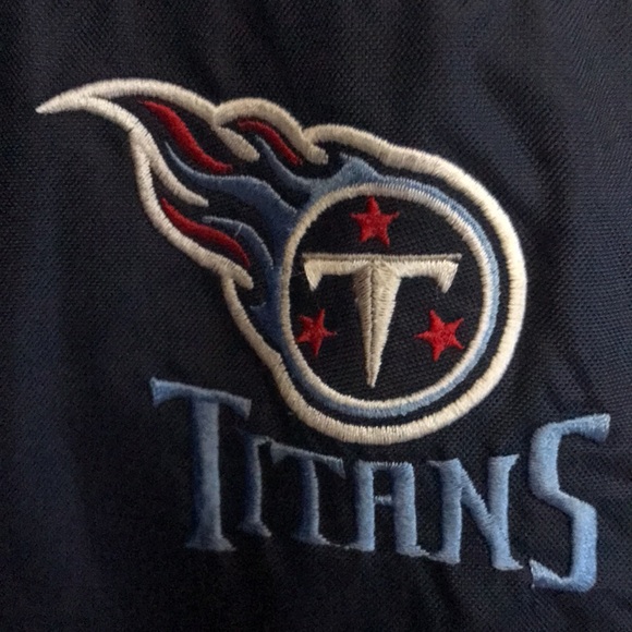 TITAN NFL COAT XL ❤️💙 - Picture 5 of 15